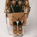 Tosca blu Tracollina Sweet Bag in suede colore cuoio