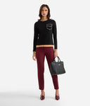 Alviero Martini T-shirt in jersey di cotone stretch con taschino strass Nera